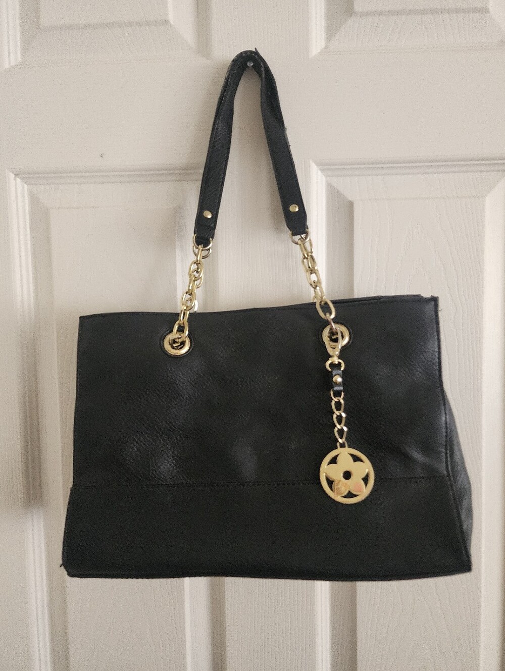 Bueno Black Women's Tote Bag with Gold Chain And Charm